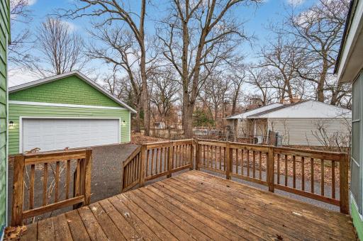 16940 12th Avenue N, Plymouth, MN 55447