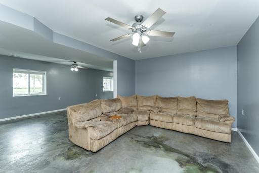 11150 County 2, Spring Valley, MN 55975