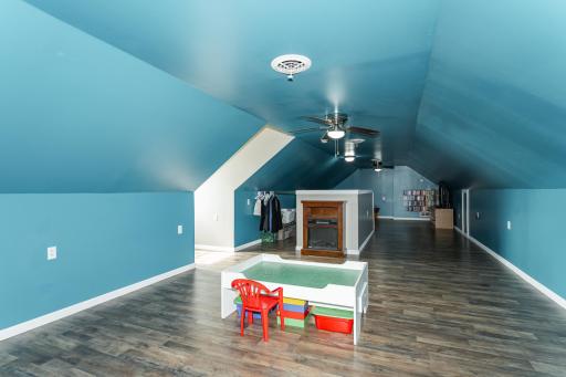 11150 County 2, Spring Valley, MN 55975