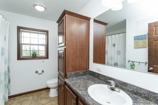 11150 County 2, Spring Valley, MN 55975