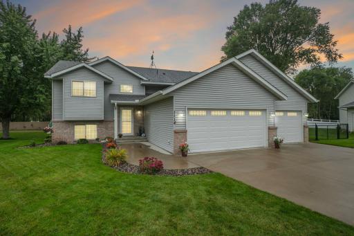 1114 Ashwood Court, Waite Park, MN 56387