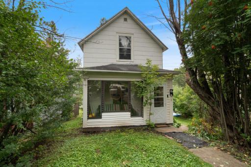 1016 E 7th Street, Duluth, MN 55805