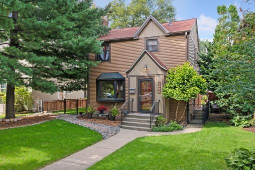 4628 14th Avenue S, Minneapolis, MN 55407