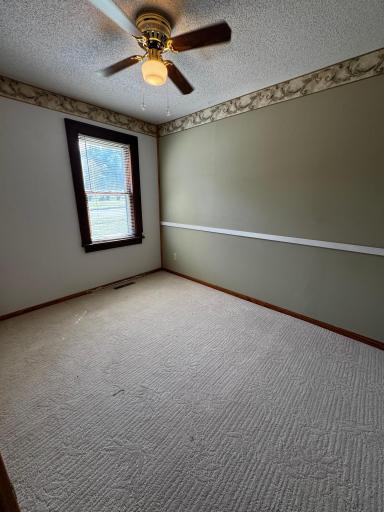 114 W 2nd Street S, Truman, MN 56088