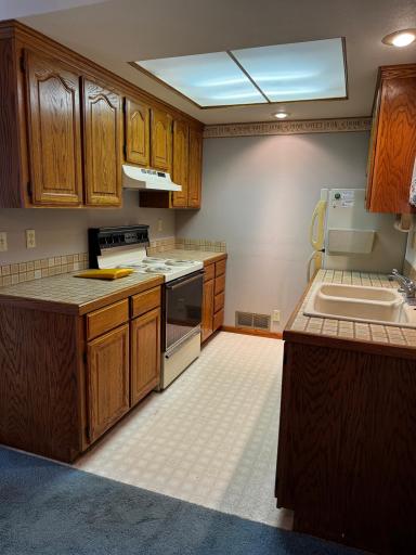 114 W 2nd Street S, Truman, MN 56088