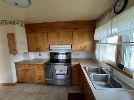 709 11th Street S, Virginia, MN 55792