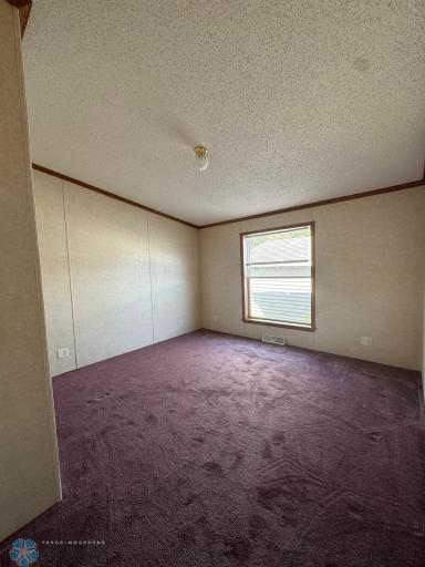56 Horseshoe Bend, Horace, ND 58047