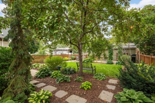 4343 Garfield Avenue, Minneapolis, MN 55409