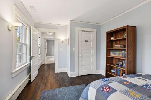 2322 Oliver Avenue S, Minneapolis, MN 55405