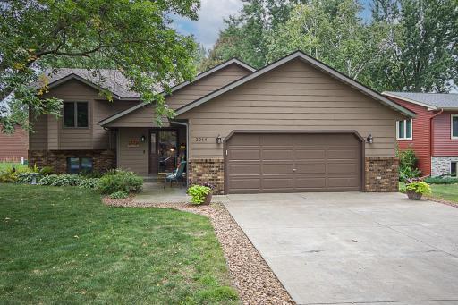 Welcome to 2044 Highview Dr, Sauk Rapids!