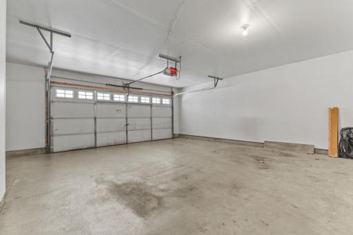 1671 Village Trail E, 5, Saint Paul, MN 55109