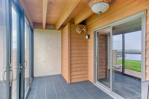 sunroom summer 2.jpg