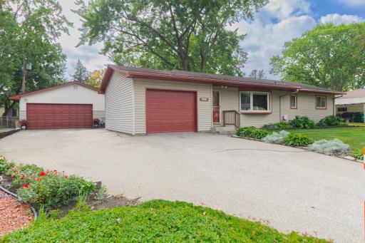 2014 Diffley Road, Saint Paul, MN 55122