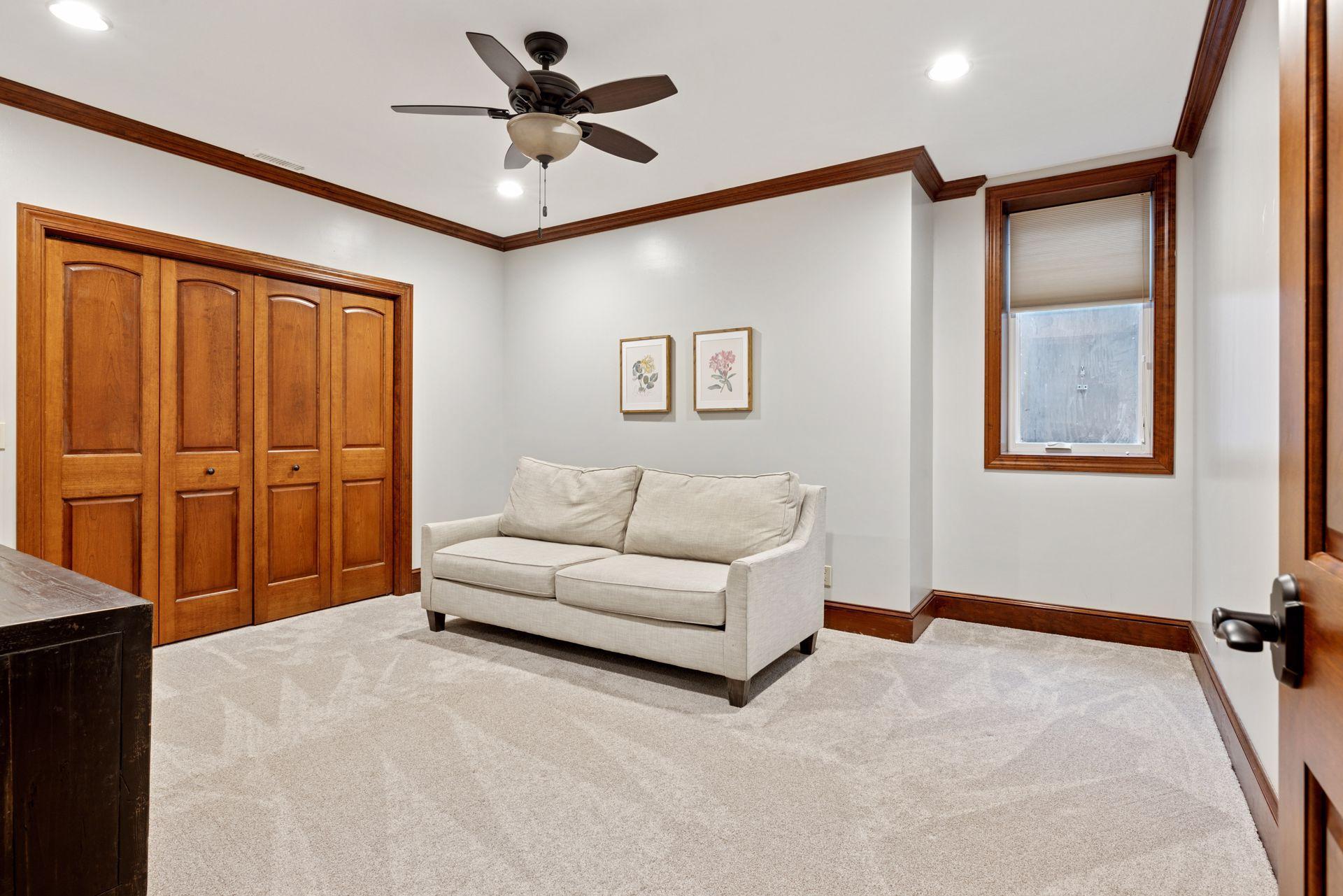 Lower level bedroom 2