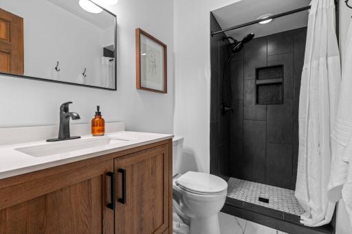 3945 Harbor Lane N, Minneapolis, MN 55446