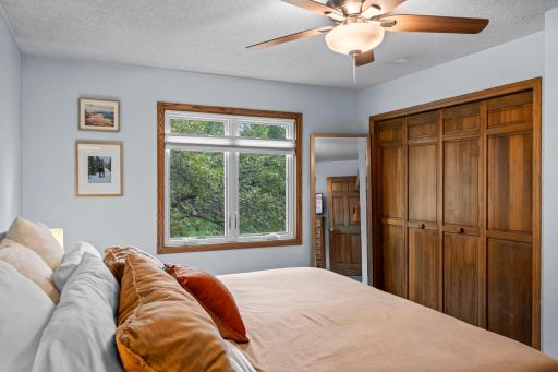3945 Harbor Lane N, Minneapolis, MN 55446
