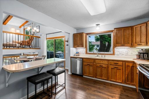 3945 Harbor Lane N, Minneapolis, MN 55446