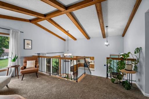 3945 Harbor Lane N, Minneapolis, MN 55446