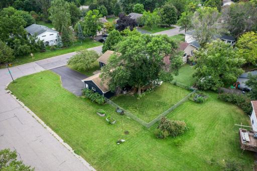3945 Harbor Lane N, Minneapolis, MN 55446