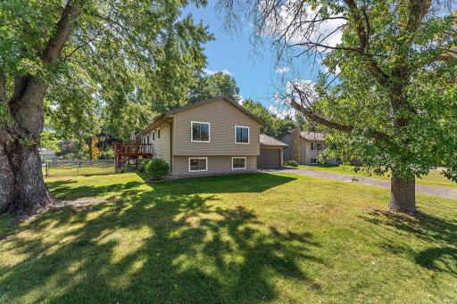 822 98th Lane NE, Minneapolis, MN 55434
