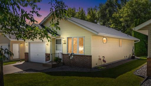 406 Lady Slipper Avenue NE, New Prague, MN 56071