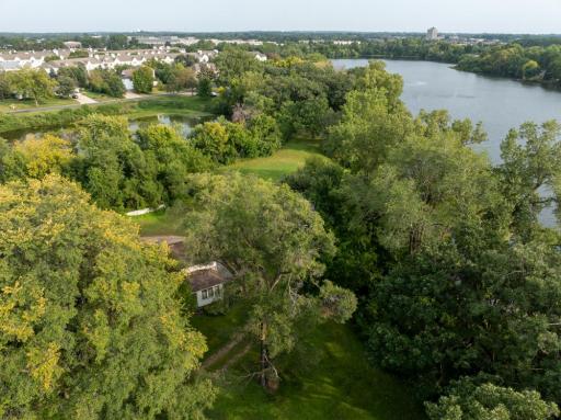 1360 Lone Oak Road, Saint Paul, MN 55121