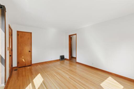 7309 Thomas Avenue S, Minneapolis, MN 55423