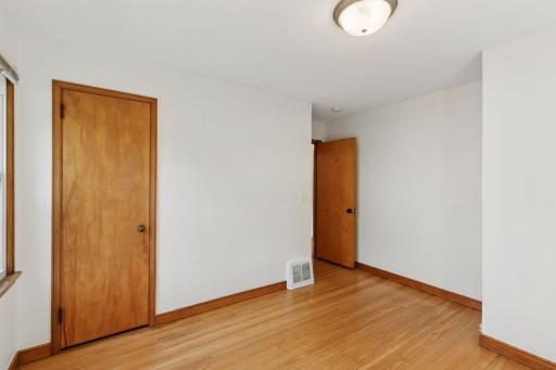 7309 Thomas Avenue S, Minneapolis, MN 55423