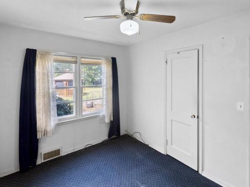 1832 Georgia Ave S Minneapolis MN 55426 USA-024-012-022-MLS_Size.jpg