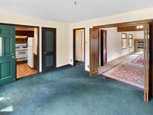 1832 Georgia Ave S Minneapolis MN 55426 USA-015-023-013-MLS_Size.jpg