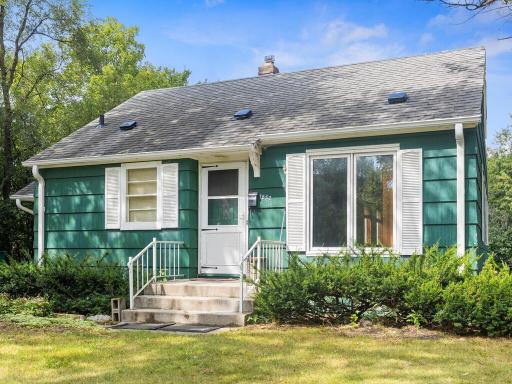 1832 Georgia Ave S Minneapolis MN 55426 USA-004-024-002-MLS_Size.jpg