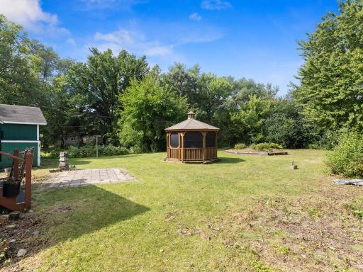 1832 Georgia Ave S Minneapolis MN 55426 USA-005-003-003-MLS_Size.jpg