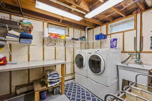 4161 Maplewood Road, Saint Bonifacius, MN 55375