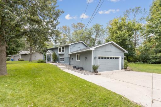 4161 Maplewood Road, Saint Bonifacius, MN 55375