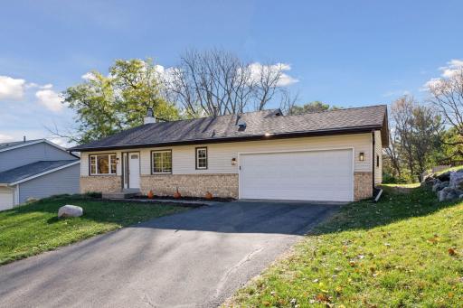 Photo for 12525 Porcupine Court, Eden Prairie, MN 55344 - listing #6786519 12525 Porcupine Court, Eden Prairie, MN 55344