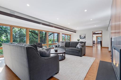 10181 Wild Duck Pass, Eden Prairie, MN 55347