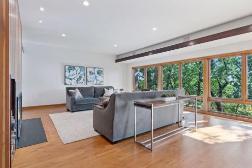 10181 Wild Duck Pass, Eden Prairie, MN 55347