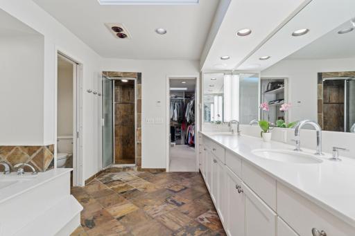 10181 Wild Duck Pass, Eden Prairie, MN 55347