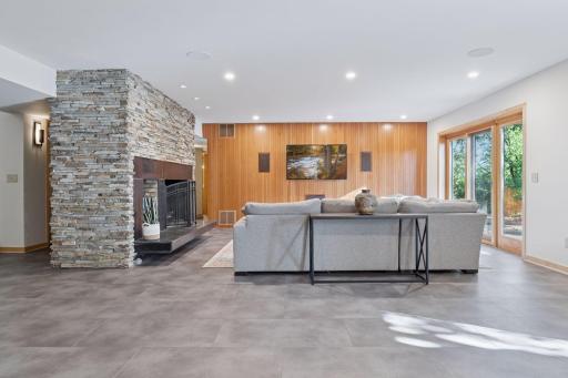 10181 Wild Duck Pass, Eden Prairie, MN 55347