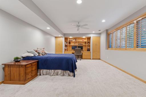 10181 Wild Duck Pass, Eden Prairie, MN 55347