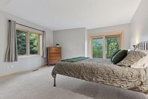 10181 Wild Duck Pass, Eden Prairie, MN 55347