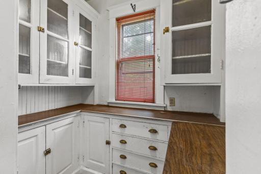 1256 Ashland Avenue, Saint Paul, MN 55104
