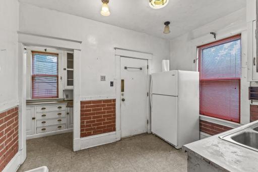 1256 Ashland Avenue, Saint Paul, MN 55104