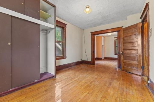 1256 Ashland Avenue, Saint Paul, MN 55104