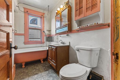 1256 Ashland Avenue, Saint Paul, MN 55104