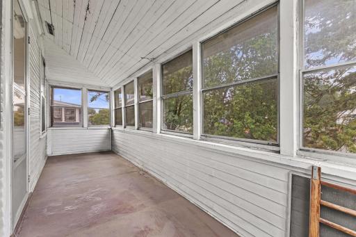 1256 Ashland Avenue, Saint Paul, MN 55104