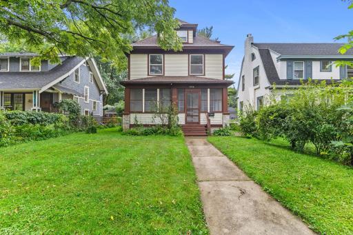 1256 Ashland Avenue, Saint Paul, MN 55104
