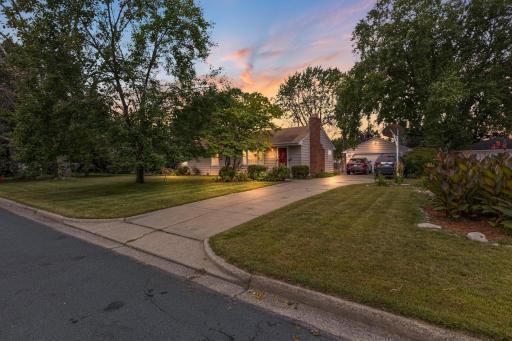9312 Clinton Avenue S, Minneapolis, MN 55420