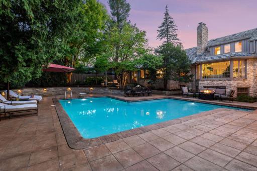 2501 France Avenue S, Minneapolis, MN 55416