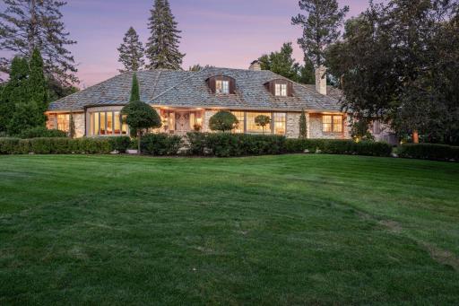 2501 France Avenue S, Minneapolis, MN 55416